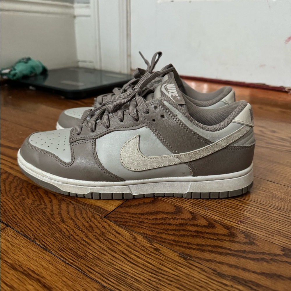 Women’s Dunk Low “Moon Fossil”